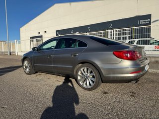 Volkswagen Passat CC 2010