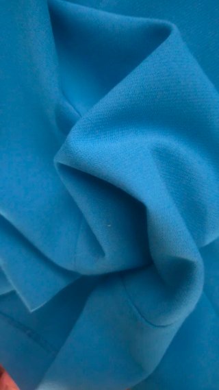 Bermuda azul botones talla S