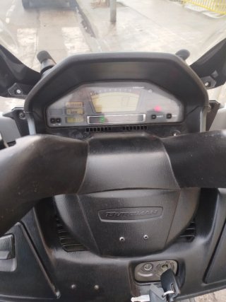 SUZUKI BURGMAN 650 2004