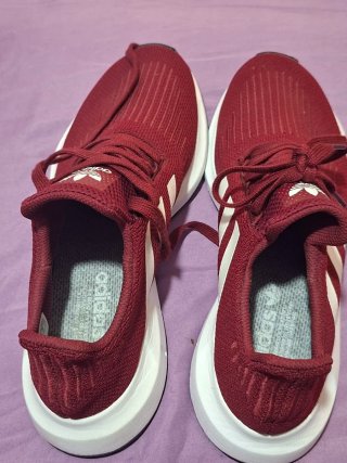 Zapatillas Adidas Rojas y Blancas