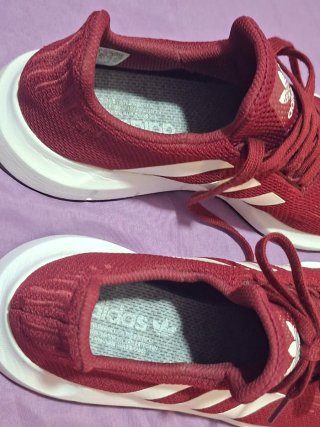 Zapatillas Adidas Rojas y Blancas