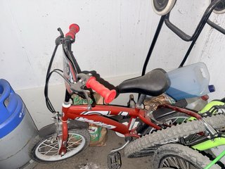 Bicicletas de diferentes tamaños.