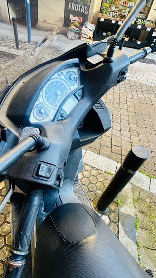 Yamaha X Max 250 Negra