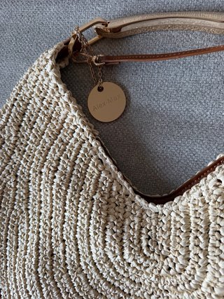 Bolso de rafia beige