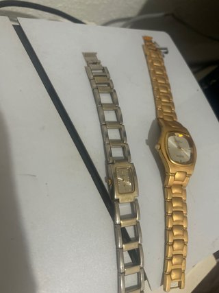 Lote de 3 Relojes (Oro y Plata) y uno solo 50€