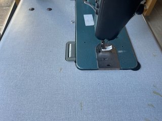 Máquina de coser industrial