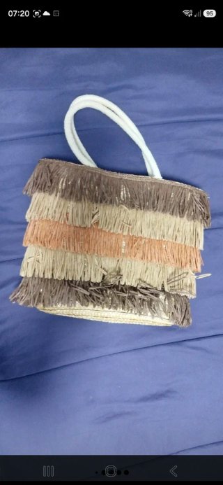 Borsa di paglia con frange
