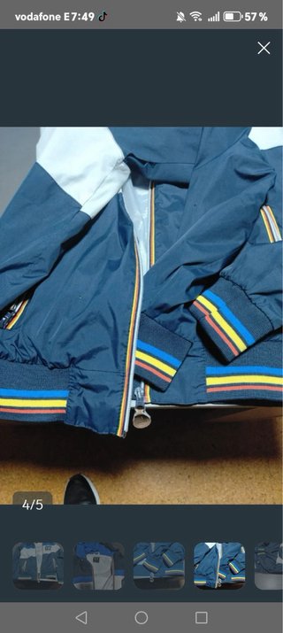 Chaqueta INSIDE azul y blanca