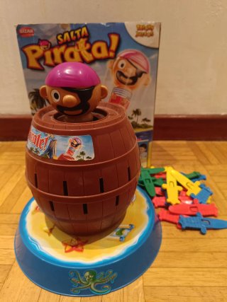 Salta Pirata Juego de Mesa Bizak
