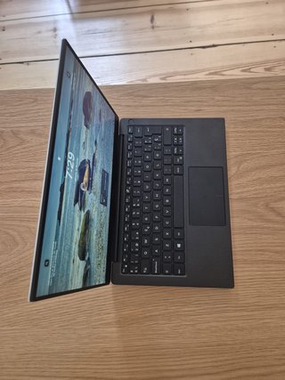 Portátil Dell 13 i7