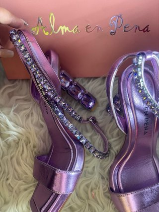 Sandalias Alma en Pena Moradas con Brillantes