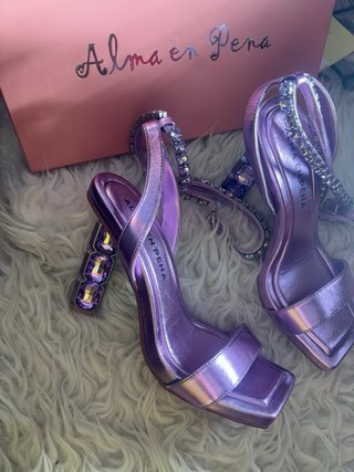 Sandalias Alma en Pena Moradas con Brillantes