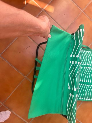 Hamaca verde con estampado blanco