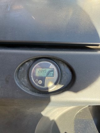 Apilador eléctrico mástil triple