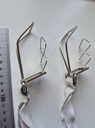 Pinzas para sujetas sábanas para niños movidos
