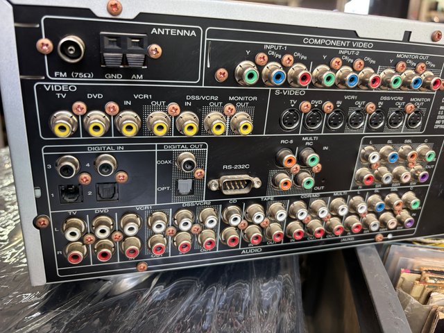Receptor Marantz SR5600 AV Surround