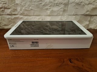 Samsung Galaxy Tab A8 Modelo SM-X205 seminueva.