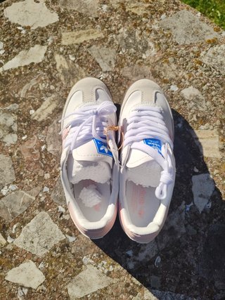 Zapatillas Adidas Samba Blancas y Rosas. Nuevas