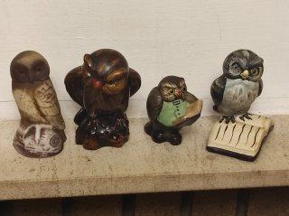Cuatro Figuras Búho Coleccionables son cuatro