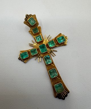 Colgante oro 18 kt esmeraldas