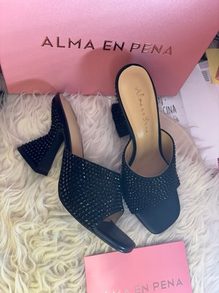Sandalias Alma en Pena Tacon Brillantes