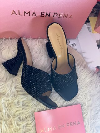Sandalias Alma en Pena Tacon Brillantes