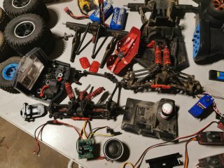 Lote peças RC: Controlo, Motores, Servos