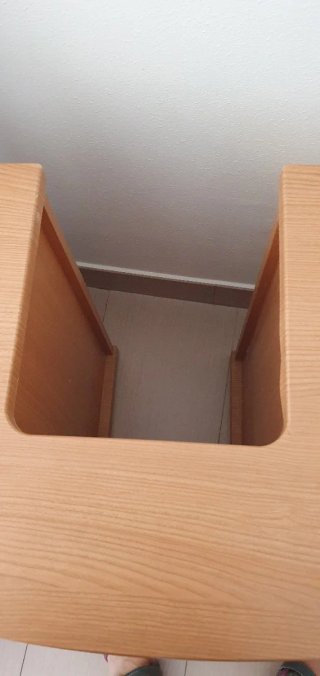 Mueble bajo lavabo con puerta cristal