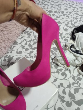 Zapatos de tacón fucsia Sositas