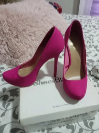 Zapatos de tacón fucsia Sositas