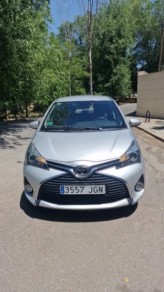 Toyota Yaris 2015