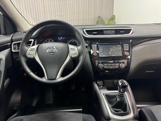 Nissan Qashqai N- Conecta / NACIONAL / impecable
