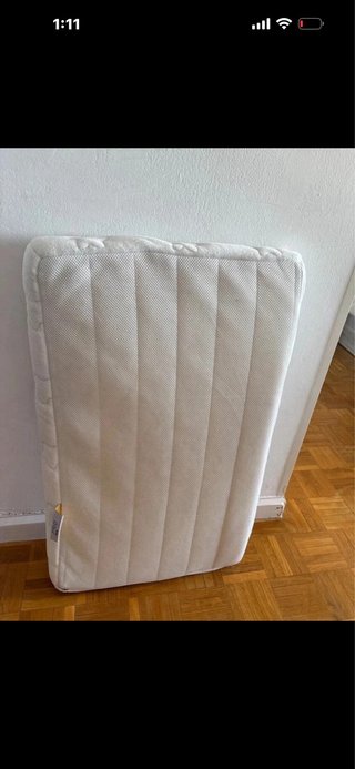 Colchón para minicuna con estrellas