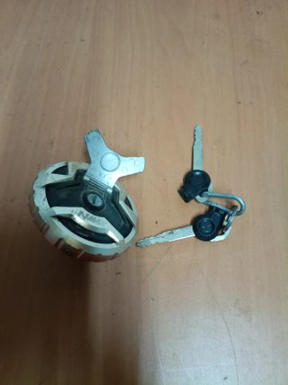 Tapón depósito y cerradura Yamaha N-MAX 2016-19
