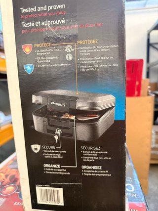 CAJA DE SEGURIDAD IGNÍFUGA Y RESISTENTE AL AGUA