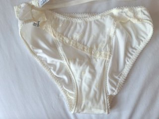 Conjunto lencería novia beige