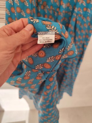 Falda folk seda volantes azul y marrón