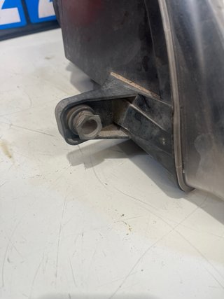 Faro Izquierdo Volkswagen Passat B6