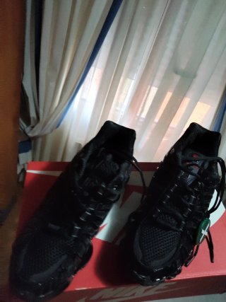 Nike Shox R4 Negras