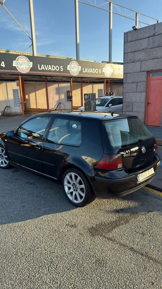 Volkswagen Golf 2002
