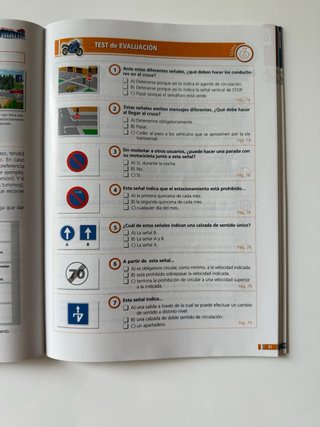 Libro moto A1 A2 autoescuela