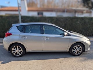 Toyota Auris 2013