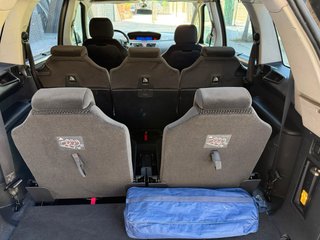 Citroen Grand C4 Picasso 2010