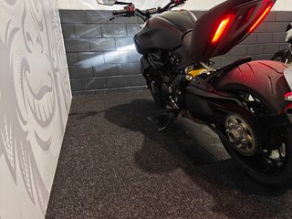 DUCATI DIAVEL 1260  2022   16.000KMS
