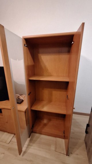 Mueble de salón madera y cristal