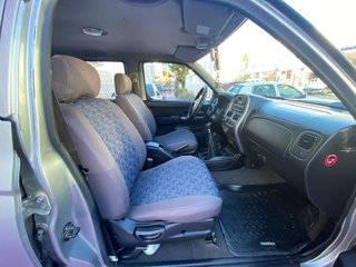 Nissan NP300 Navara 2005