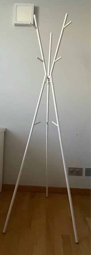 Perchero de pie blanco Ikea. No envío.