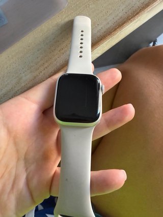 Apple Watch Series 8 GPS 41mm Plata