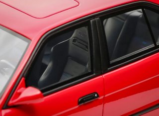 BMW E34 M5 - 1:18 OttoMobile