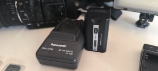 Videocámara Panasonic HC-X1000 y mochila transport